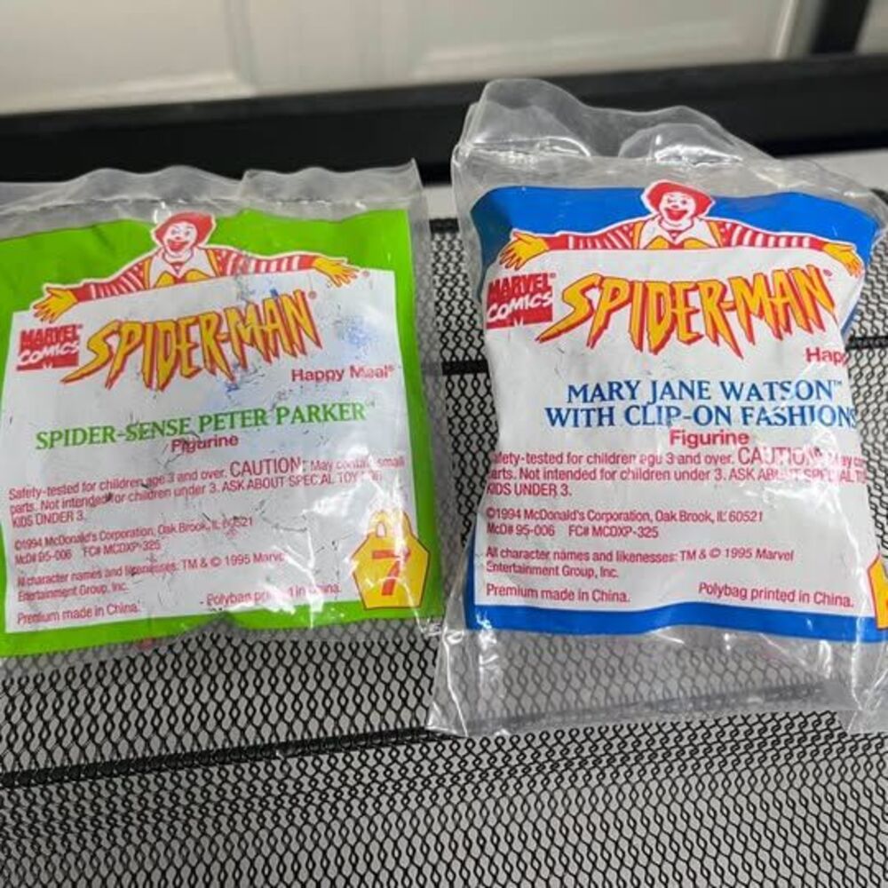 1995 McDonald's Happy Meal Marvel Spider-Man Peter Parker & Mary Jane Watson Fig